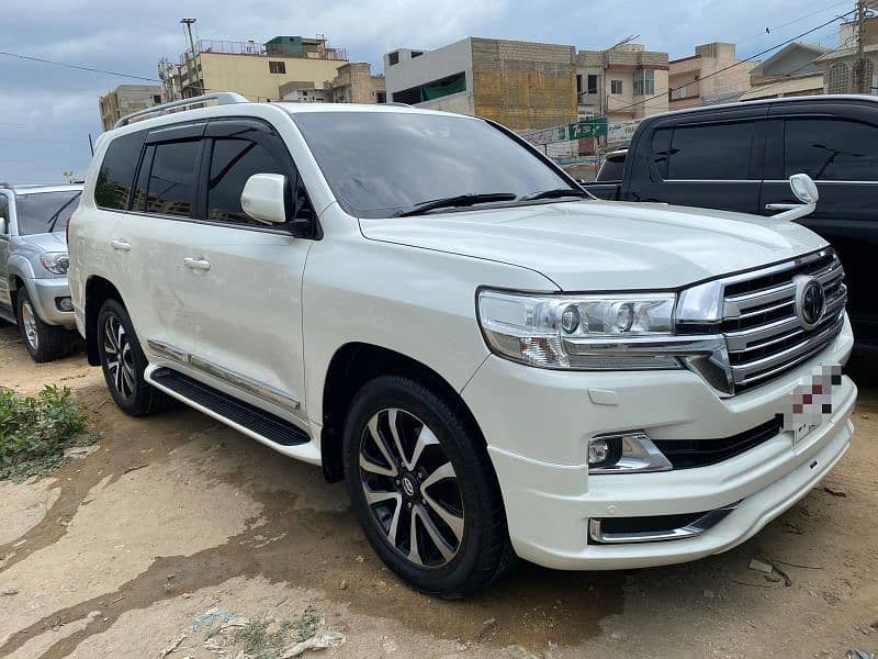 Toyota Land cruiser V8 AX 2015 model 0