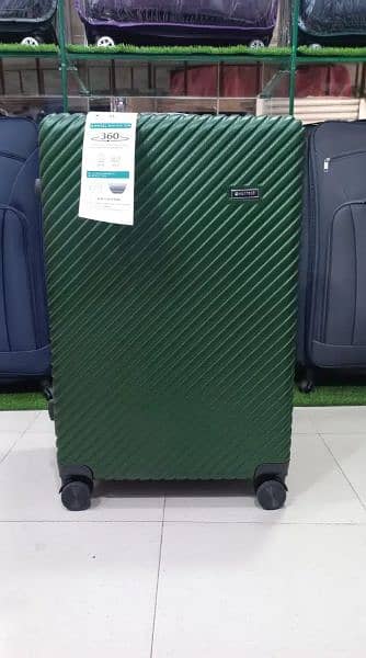 - Travel bags - Suitcase - Trolley bags -Attachi -Safribag 15
