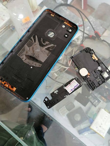 infinix smart 6 100% original battery cover 10/10 condition 1