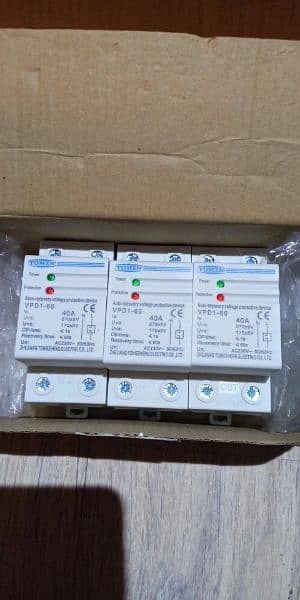 UPS 40A 230V Din rail automatic recovery reconnect over volt 9
