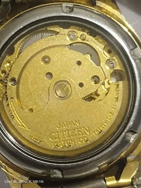 Citizen sports Automatic watch Gold Edition 4