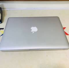 MacBook pro 15.4 inches 0