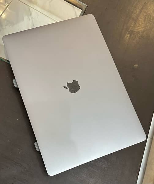 Macbook Pro 2019 16 Inch Core i9 1TB 2