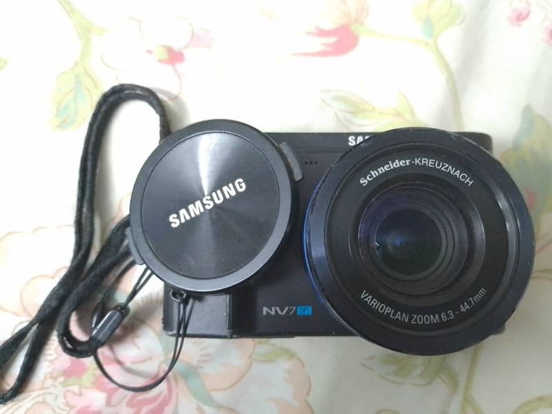 SAMSUNG SLR Camra 0