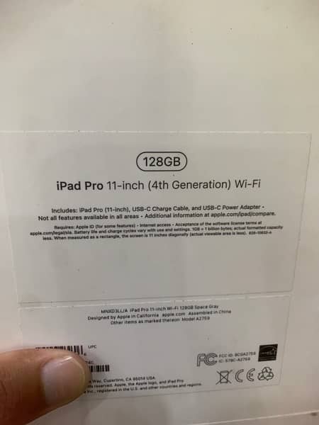 iPad Pro 11-inch 4th generation Wi-Fi 128gb new box pack 2