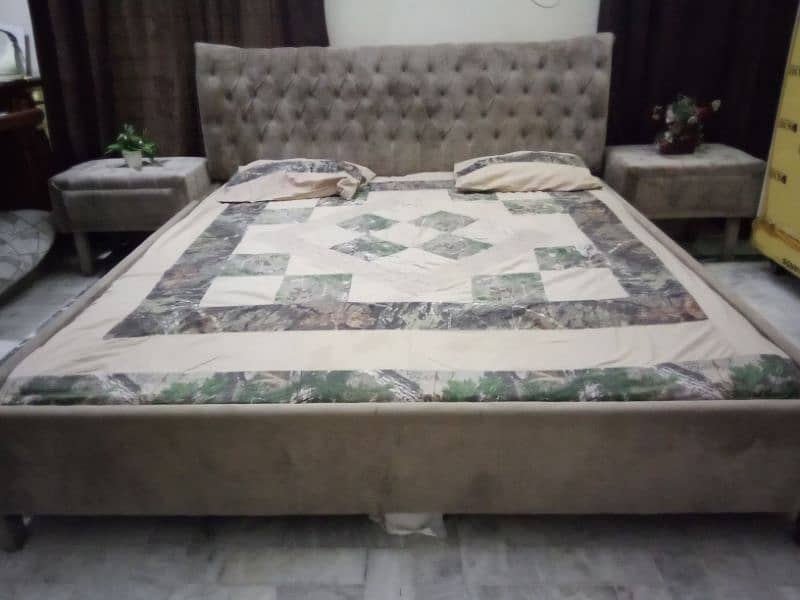 good condition bed 1