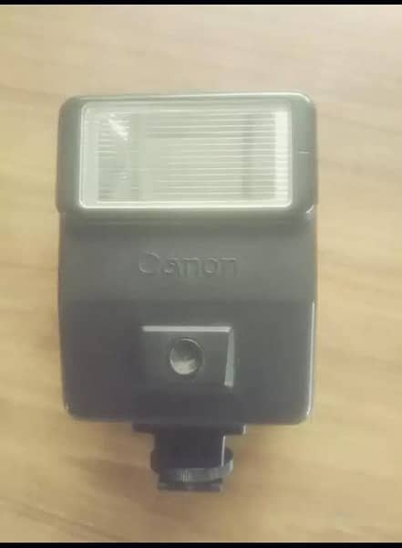 Canon Flash Light 0
