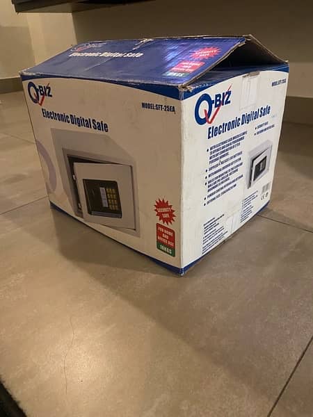 Electronic Digital Locker 1