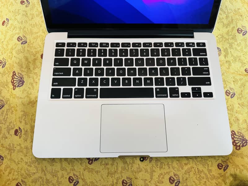 Apple macbook pro 2015 urgent sale 8/256gb 2