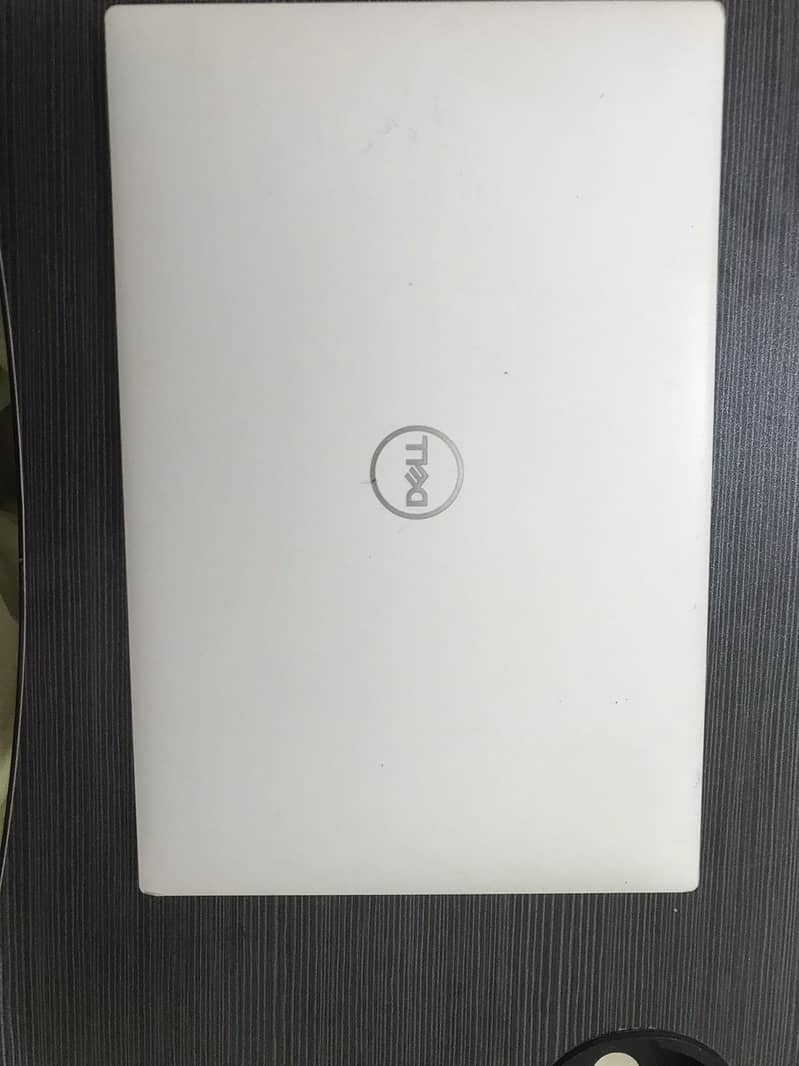 Dell XPS 9300 Core i7 (16GB RAM - 512GB SSD)in excellent condition 0