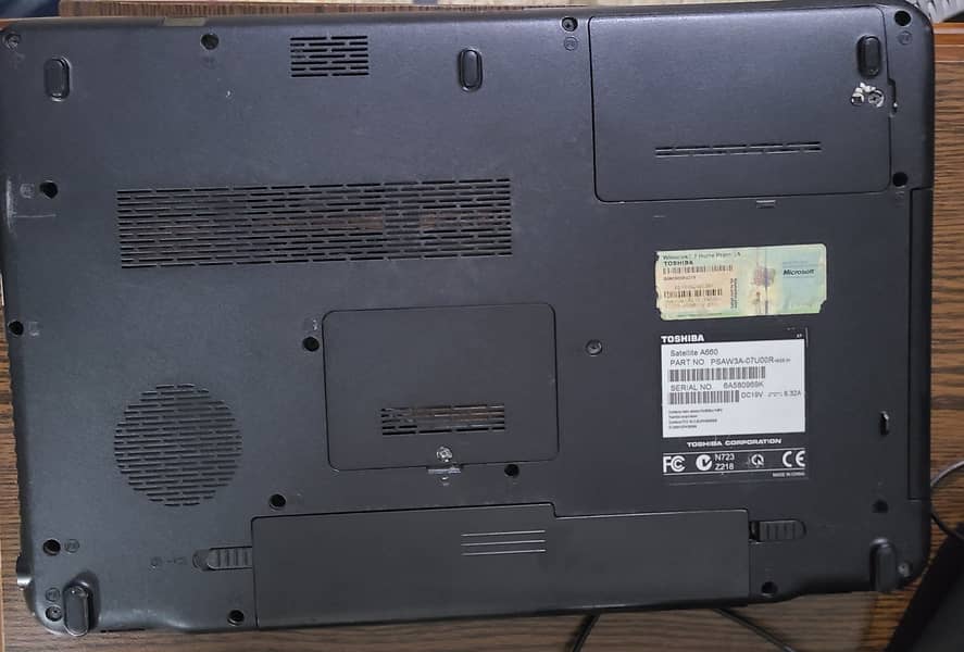 Core i7 Toshiba satelite fast laptop 3