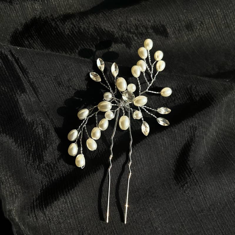 Beaded hair pin/ bun pin 1