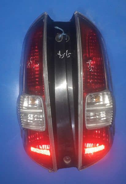 Toyota passo back lights 2006 0