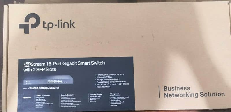 Tp link jetstream Gigabit smart switch 16 port 2 sfp slots TL-SG2216 0