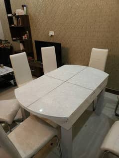 dining table with 4 chairs for sale dubai improt