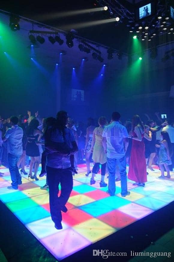 DJ Sound For Dance Parties , Dancing Floor , Disco Lights , Smoke etc 1