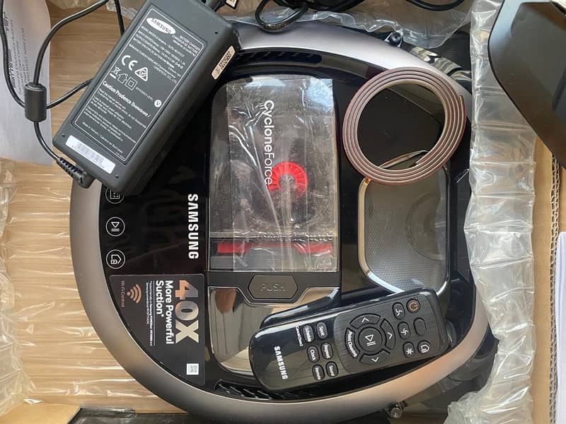 vacuum cleaner , Robot, VR7000, powerbot, Samsung vacuums 12