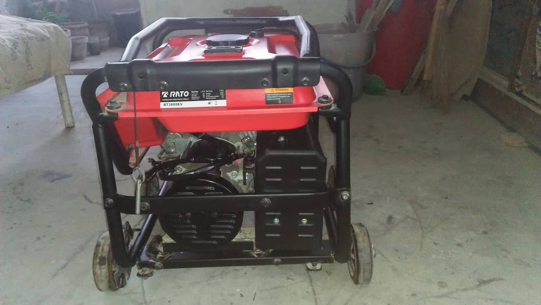 Rato RT3800EV 3.0kv self start gas and petrol generator. 2