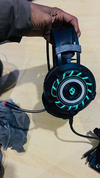 GAMING HEADPHONE BRANDED 16