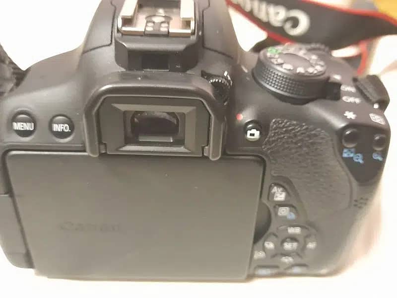 Canon 700D with 18-55 & 18-135mm Lens 3