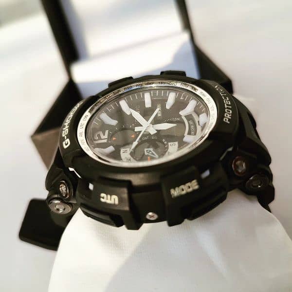 CASIO G SHOCK WATCH 1