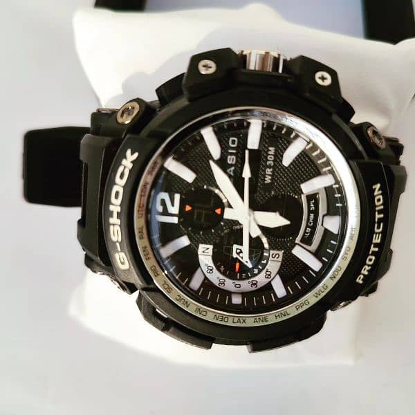 CASIO G SHOCK WATCH 8