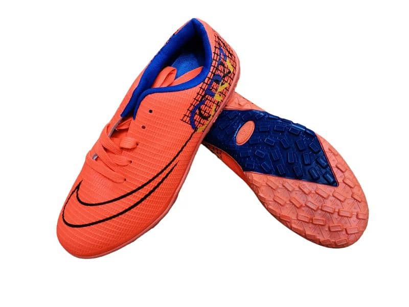 Football Shoes / Grippers / Studs / Sports 3