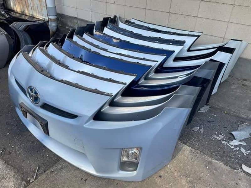 Toyota Prius 2012 Front Bumpers 3