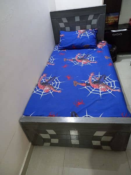 kids bed / single bed / baby bed 0
