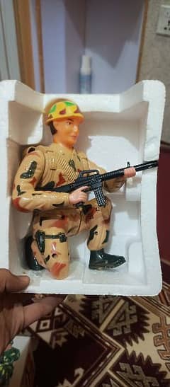 toy soldier 0