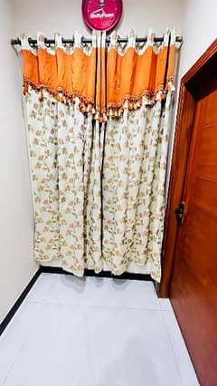 beautifull 4 curtains beig and orange combination