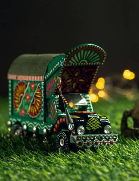 Truck Art Wooden Truck & Rickshaw Models 0