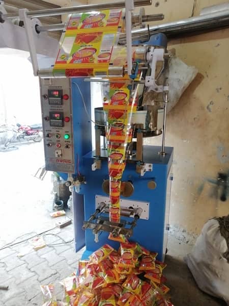 New Packing Machine For Powder Pulses Rice Spices Surf Nimko Chips etc 6
