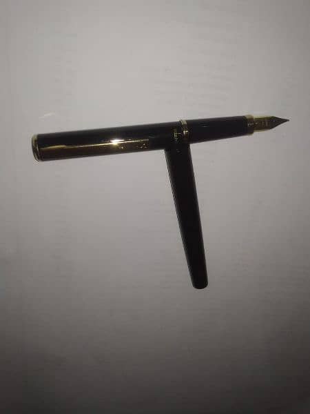 Sheaffer Fountain pen Black with gold tone made in japan 6