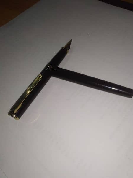 Sheaffer Fountain pen Black with gold tone made in japan 7