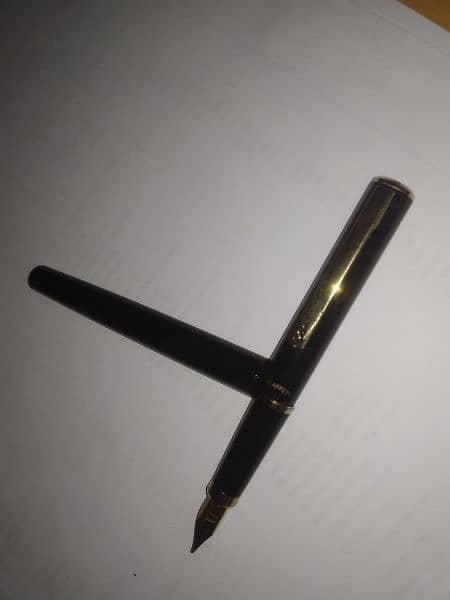 Sheaffer Fountain pen Black with gold tone made in japan 8