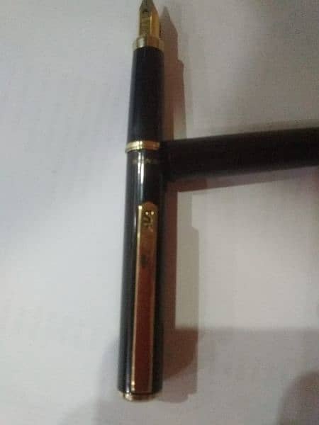 Sheaffer Fountain pen Black with gold tone made in japan 10