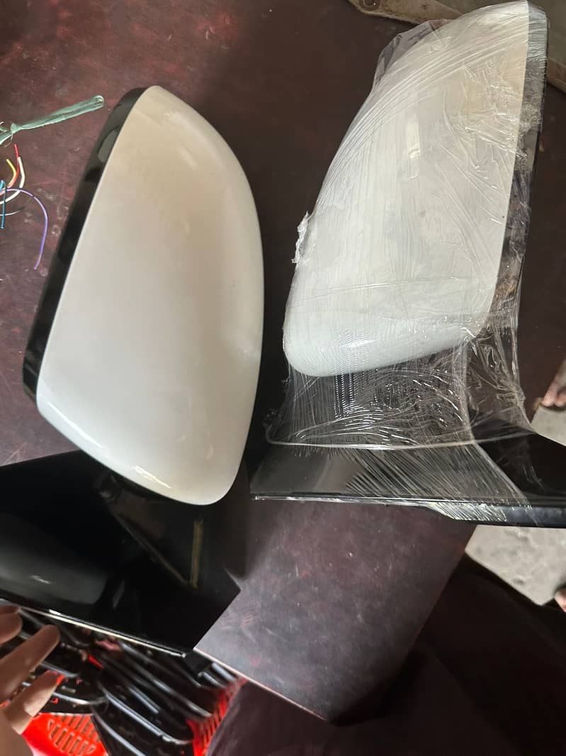 Kia Sportage Car Side mirrors 4