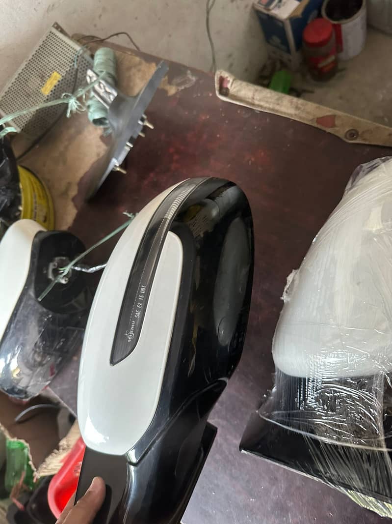 Kia Sportage Car Side mirrors 7