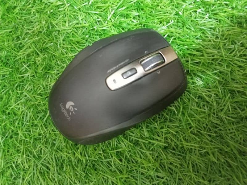 Logitech Wireless keyboard Mouse Combo 4