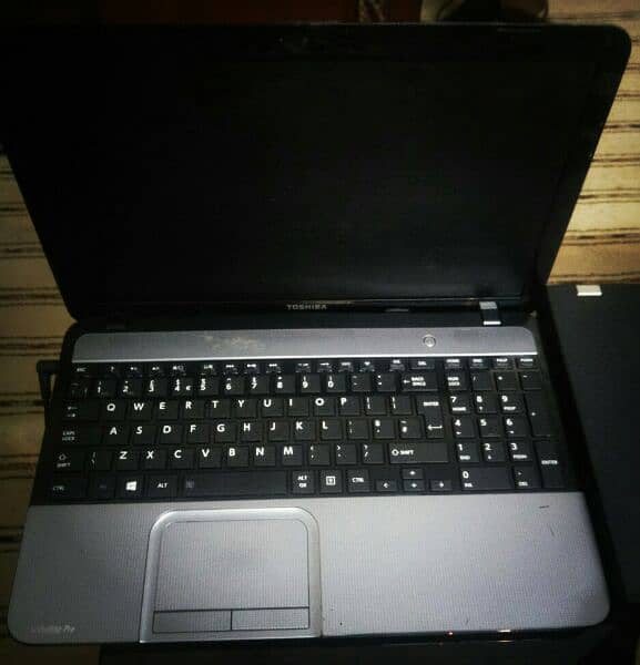 BIG SALE on Laptop Dell HP Lenovo Acer Panasonic Laptop all generation 9