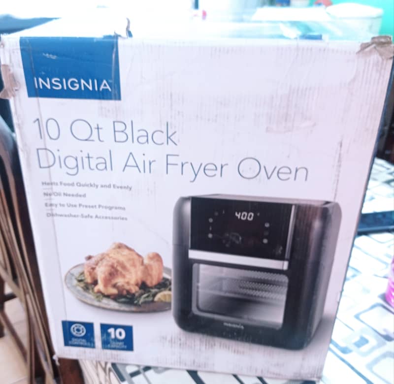 Insignia 10QT Black Digital Air Fryer Oven 8