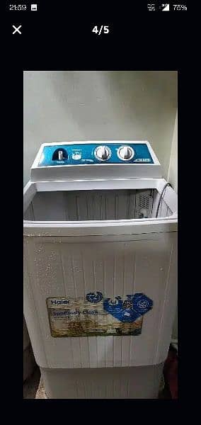 Haeir Washing Machine and Dryer 1