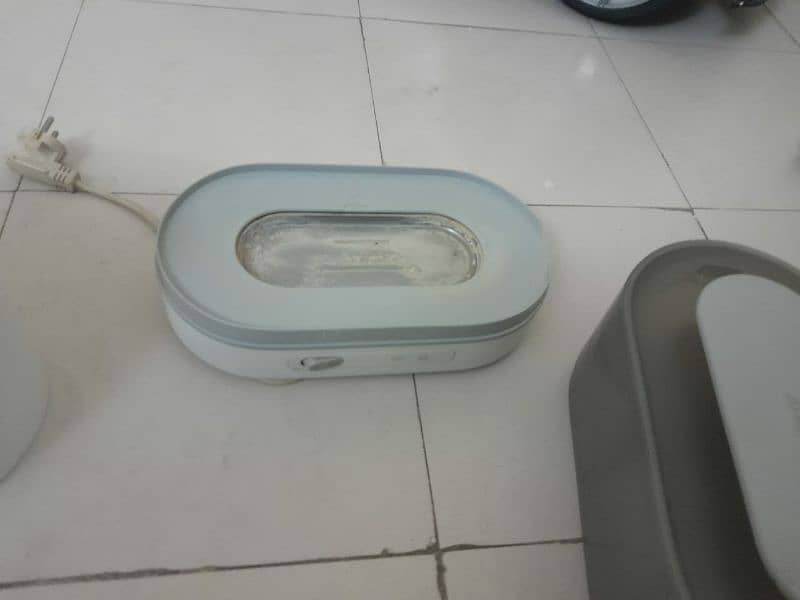 avent stetilizer with 4 avent feeders 2