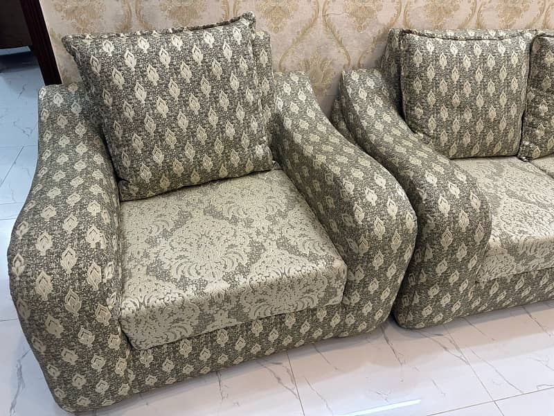 Sofa set for sale 3+2+1 1