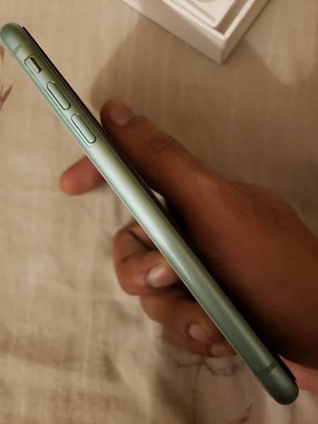 iphone 11 128gb pta approved 7