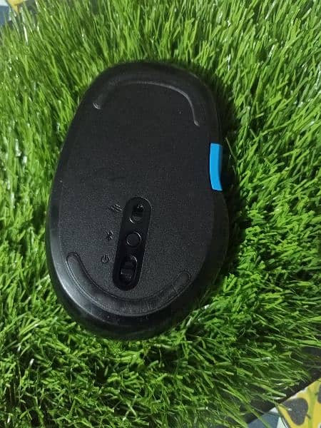 Logitech  MX Master 3 Multi Device  Bluetooth Mouse Rechargable 5