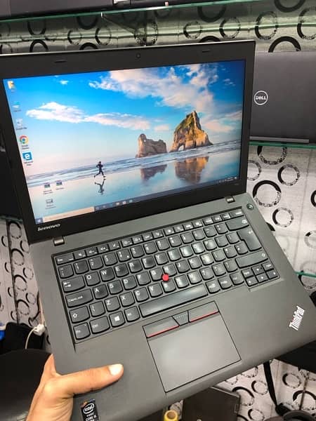 Lenovo thinkpad T450 Core i5 5th gen laptop 8/128 SSD 0