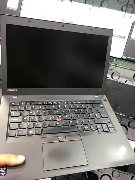 Lenovo thinkpad T450 Core i5 5th gen laptop 8/128 SSD 4