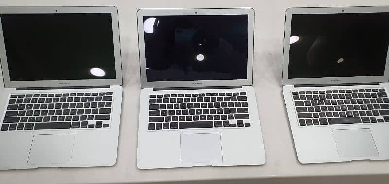 Apple macbook air 2014 13.3" 9
